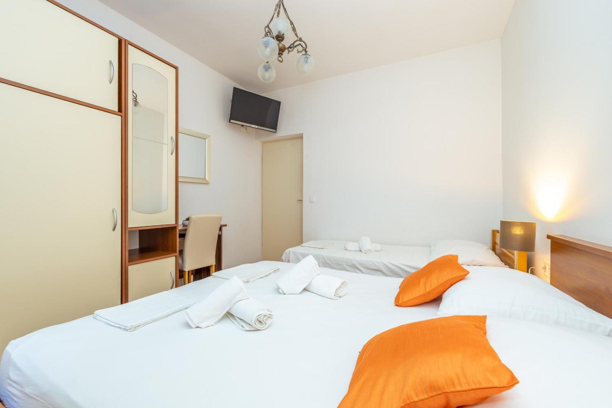 Apartments By The Sea Duce, Omis - 946 Room photo