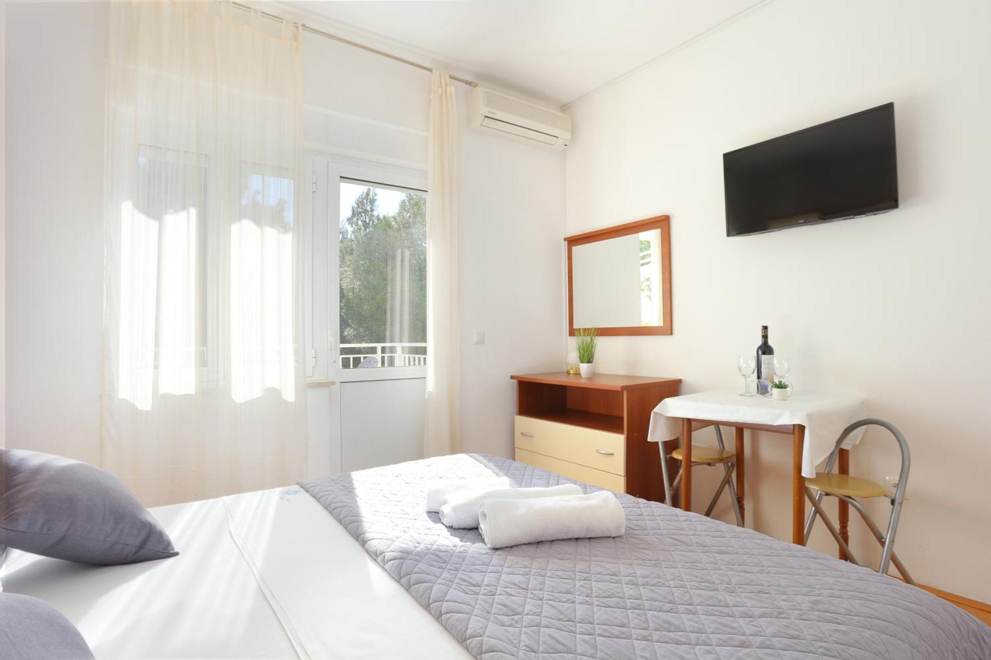 Apartments By The Sea Duce, Omis - 946 Room photo