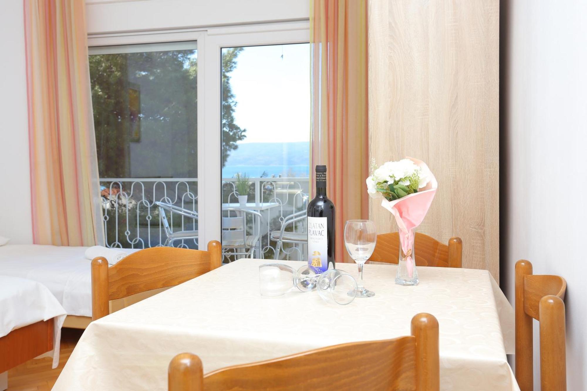 Apartments By The Sea Duce, Omis - 946 Room photo